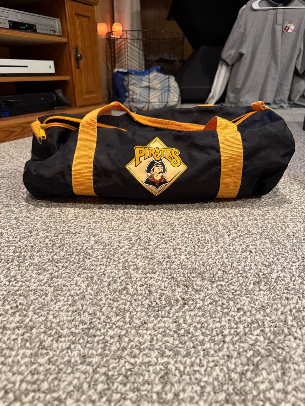 Vintage Pittsburgh Pirates MLB Baseball Duffel Bag